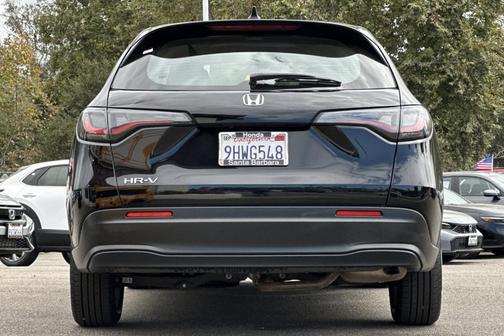 Crystal Black Pearl 2024 Honda HR-V LX