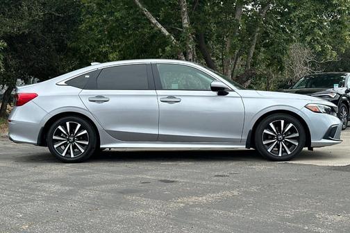 Lunar Silver Metallic 2022 Honda Civic EX