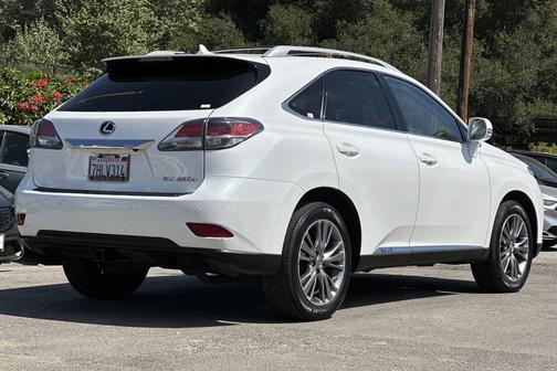 Starfire Pearl 2013 Lexus RX 450h Base