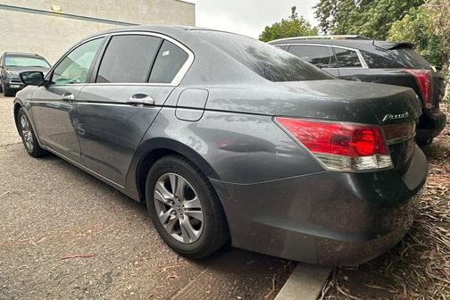 Polished Metal Metallic 2011 Honda Accord SE