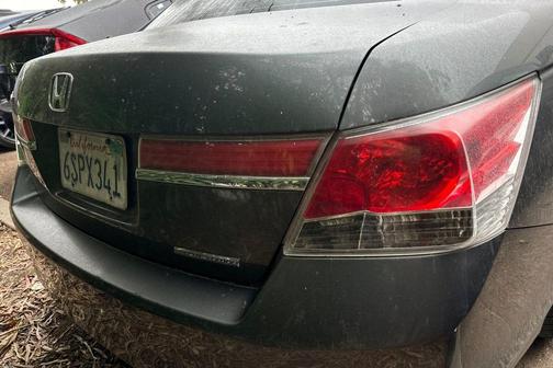 Polished Metal Metallic 2011 Honda Accord SE