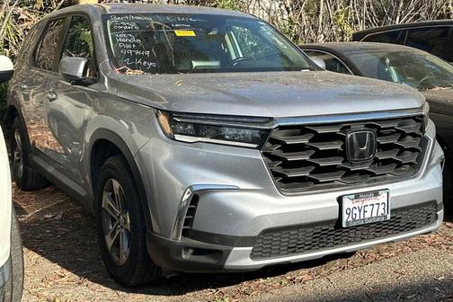 Lunar Silver Metallic 2023 Honda Pilot EX-L 8-Passenger