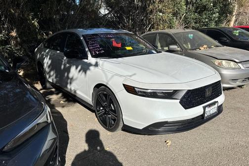 Platinum White Pearl 2025 Honda Accord Hybrid Sport