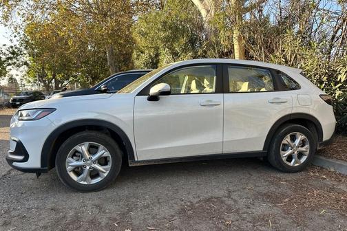 2023 Honda HR-V LX