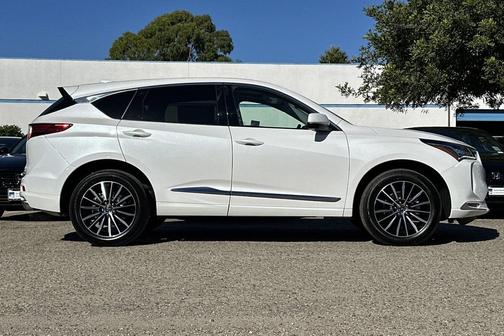 2025 Acura RDX Advance Package