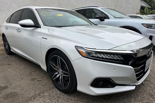 Platinum White Pearl 2022 Honda Accord Hybrid Touring