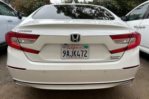Platinum White Pearl 2022 Honda Accord Hybrid Touring