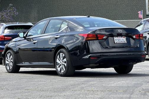 Black 2025 Nissan Altima S