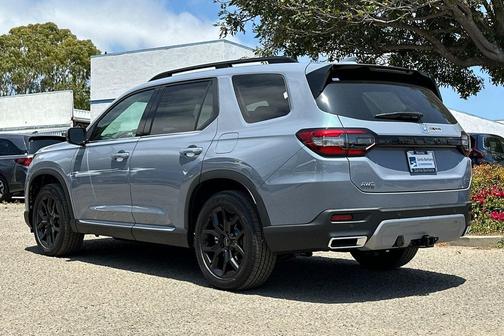 2025 Honda Pilot Touring+