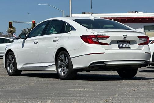 Platinum White Pearl 2018 Honda Accord EX-L
