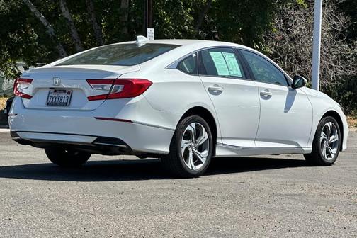 Platinum White Pearl 2018 Honda Accord EX-L