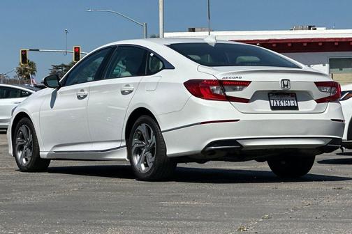 Platinum White Pearl 2018 Honda Accord EX-L
