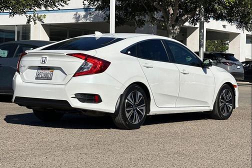 2018 Honda Civic EX-L