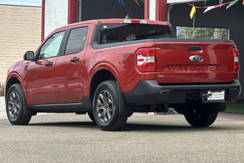 Hot Pepper Red Metallic Tinted Clearcoat 2024 Ford Maverick XLT