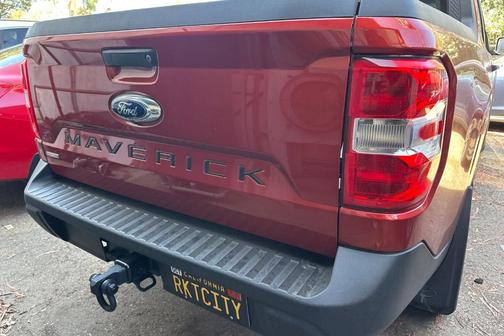 Hot Pepper Red Metallic Tinted Clearcoat 2024 Ford Maverick XLT