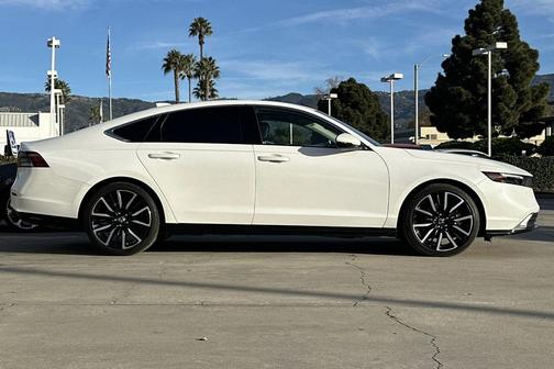 2023 Honda Accord Hybrid Touring