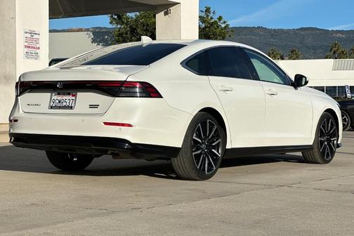 2023 Honda Accord Hybrid Touring