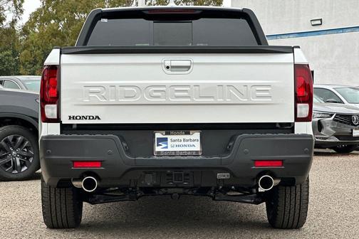Platinum White Pearl 2026 Honda Ridgeline Black Edition