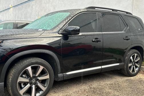 2024 Honda Pilot Touring