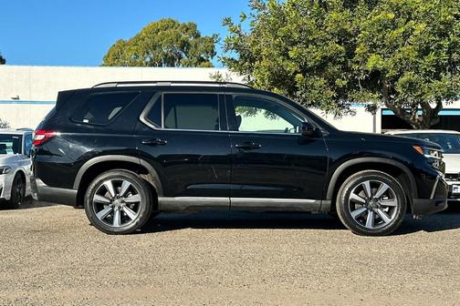 2024 Honda Pilot Touring