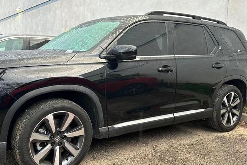 2024 Honda Pilot Touring