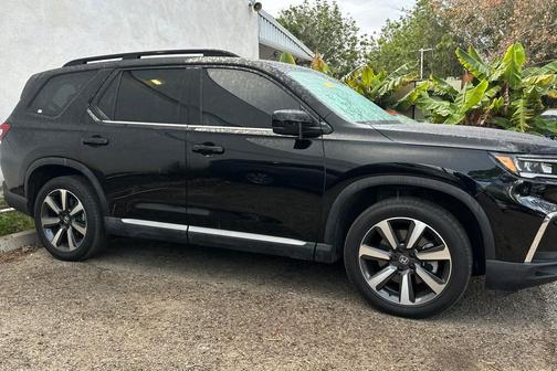 2024 Honda Pilot Touring