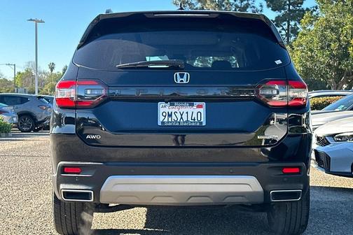 2024 Honda Pilot Touring