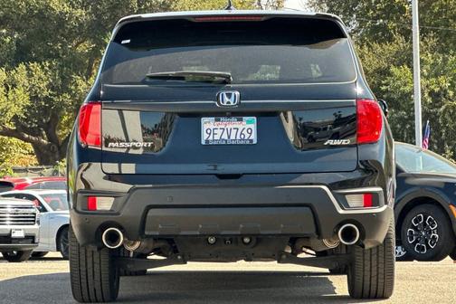 Crystal Black Pearl 2023 Honda Passport EX-L