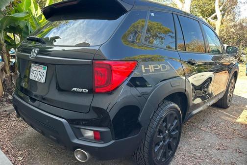 Crystal Black Pearl 2023 Honda Passport EX-L