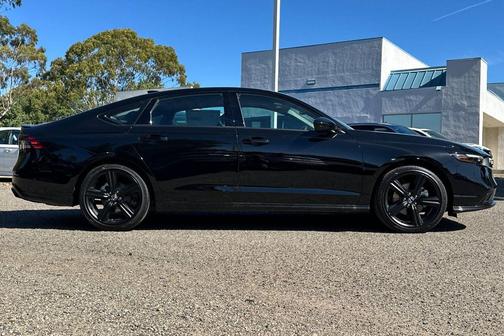 Crystal Black Pearl 2026 Honda Accord Hybrid Sport-L