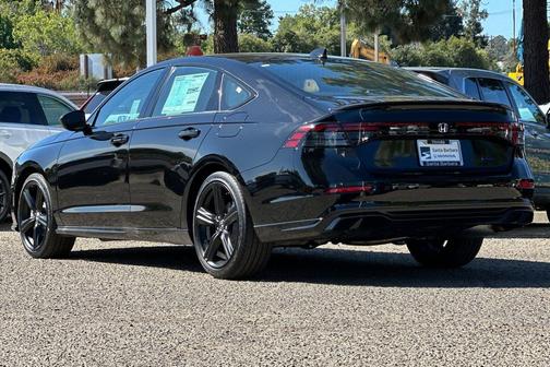 Crystal Black Pearl 2026 Honda Accord Hybrid Sport-L
