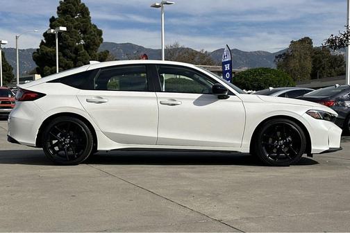 Platinum White Pearl 2026 Honda Civic Sport