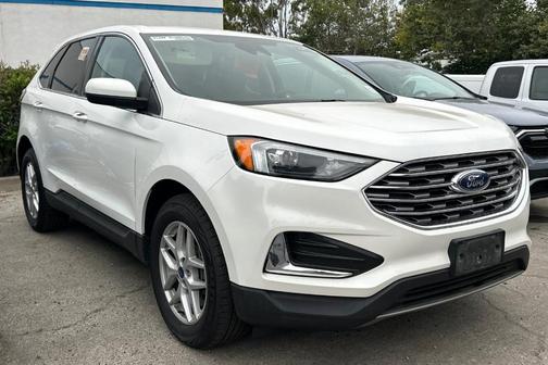 Star White 2022 Ford Edge SEL