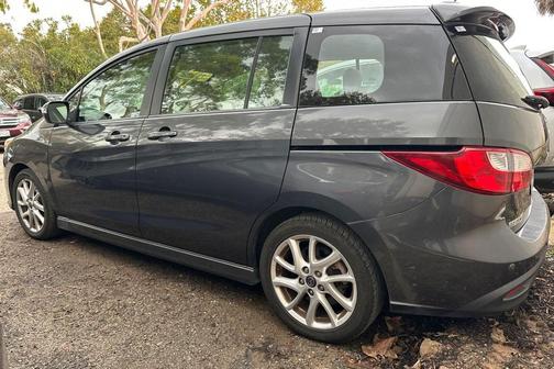2014 Mazda Mazda5 Touring