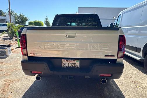 Platinum White Pearl 2025 Honda Ridgeline TrailSport