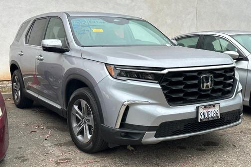 Lunar Silver Metallic 2024 Honda Pilot EX-L
