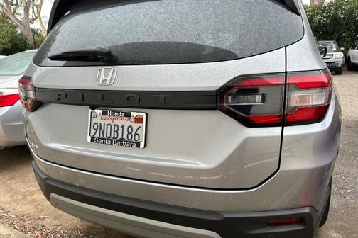 Lunar Silver Metallic 2024 Honda Pilot EX-L