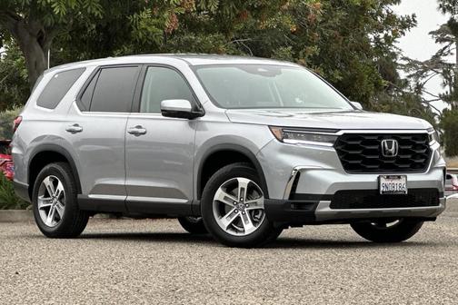 Lunar Silver Metallic 2024 Honda Pilot EX-L