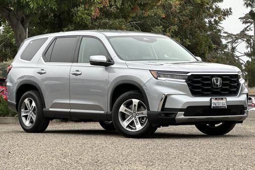 Lunar Silver Metallic 2024 Honda Pilot EX-L