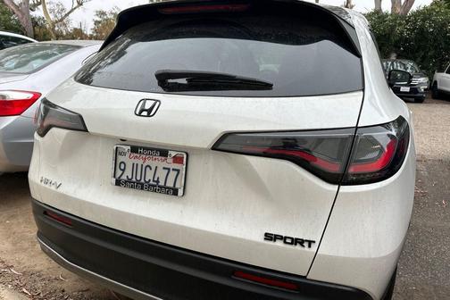 Platinum White Pearl 2024 Honda HR-V Sport