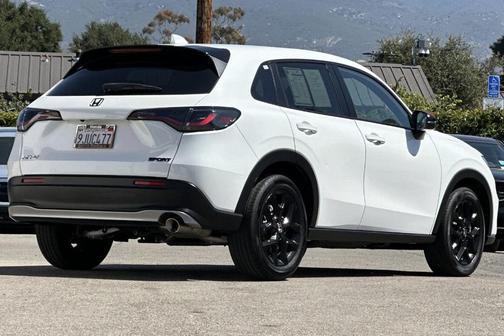 Platinum White Pearl 2024 Honda HR-V Sport