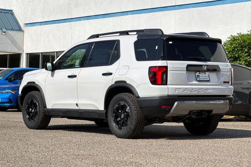 Platinum White Pearl 2026 Honda Passport TrailSport Elite