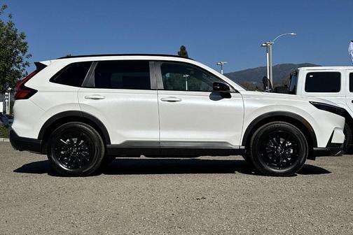 Platinum White Pearl 2026 Honda CR-V Hybrid Sport-L