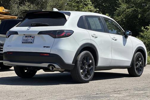 Platinum White Pearl 2024 Honda HR-V Sport