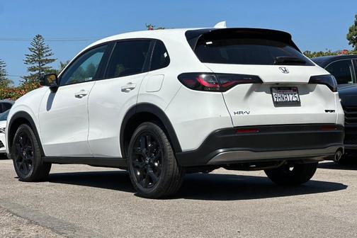 Platinum White Pearl 2024 Honda HR-V Sport