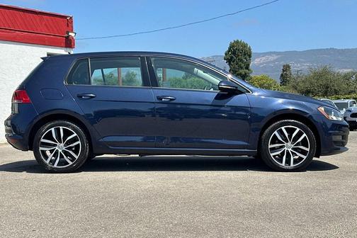 Night Blue Metallic 2015 Volkswagen Golf Auto TSI SE