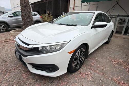 White Orchid Pearl 2017 Honda Civic EX-L
