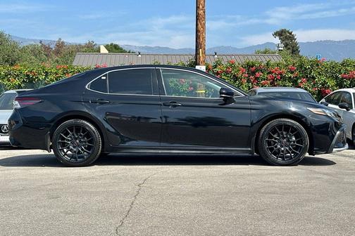 Midnight Black Metallic 2021 Toyota Camry XSE
