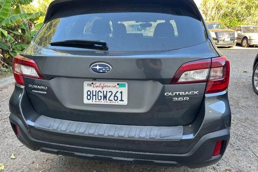 Magnetite Gray Metallic 2019 Subaru Outback 3.6R Limited