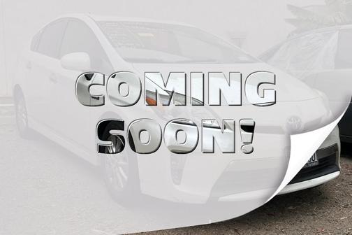 Blizzard Pearl 2015 Toyota Prius Plug-in Base